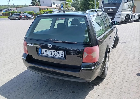 Volkswagen Passat cena 8499 przebieg: 251819, rok produkcji 2004 z Puławy małe 121